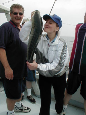P1010463kissyfish
