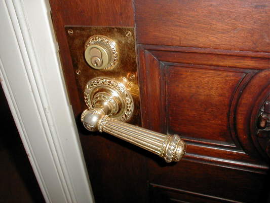 50the_doorhandle_of_leaders