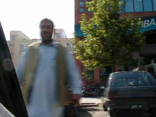 blurry_man
